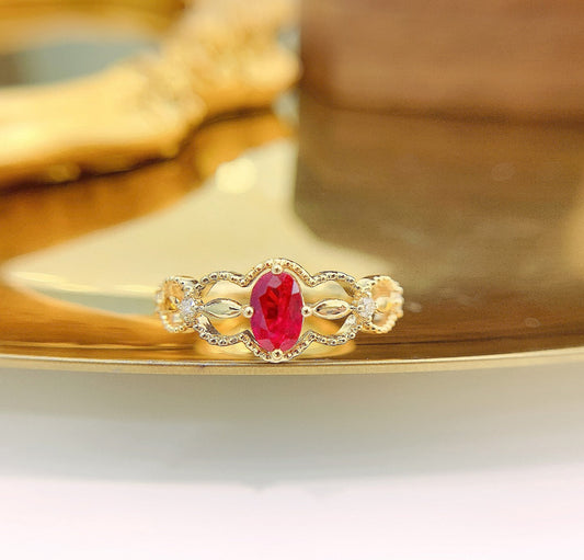 18K Red Gemstone Oval Gourd Ring - Fine Jewelry Piece - Red Treasure Ring