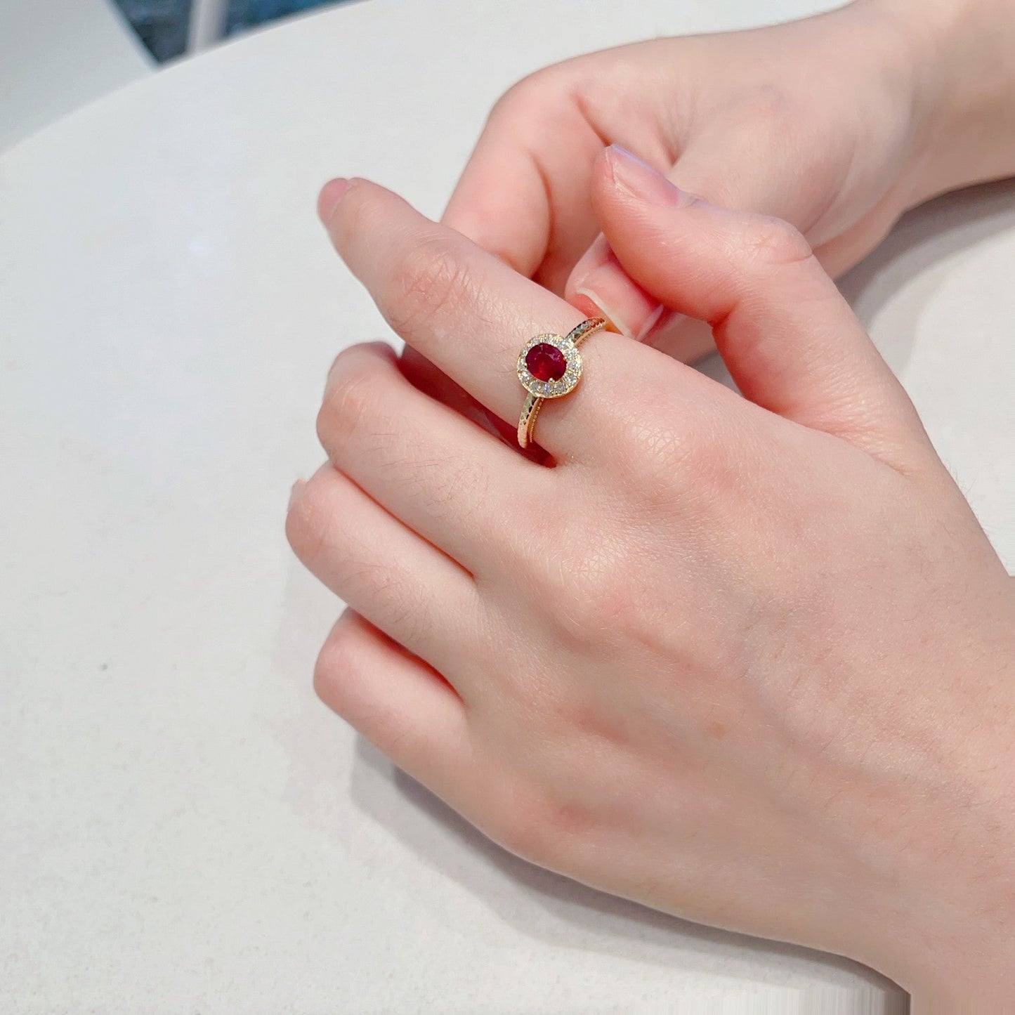 18K Red Gemstone Oval Surrounding Beaded Edge Arm Ring - Premium Jewelry - Red Treasure Ring