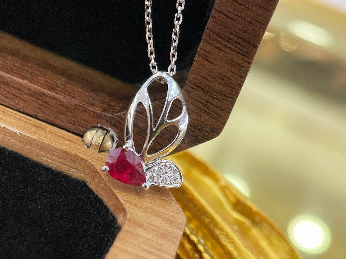 18K Red Gemstone Waterdrop Butterfly Necklace | Exquisite Jewelry - Red Treasure Necklace