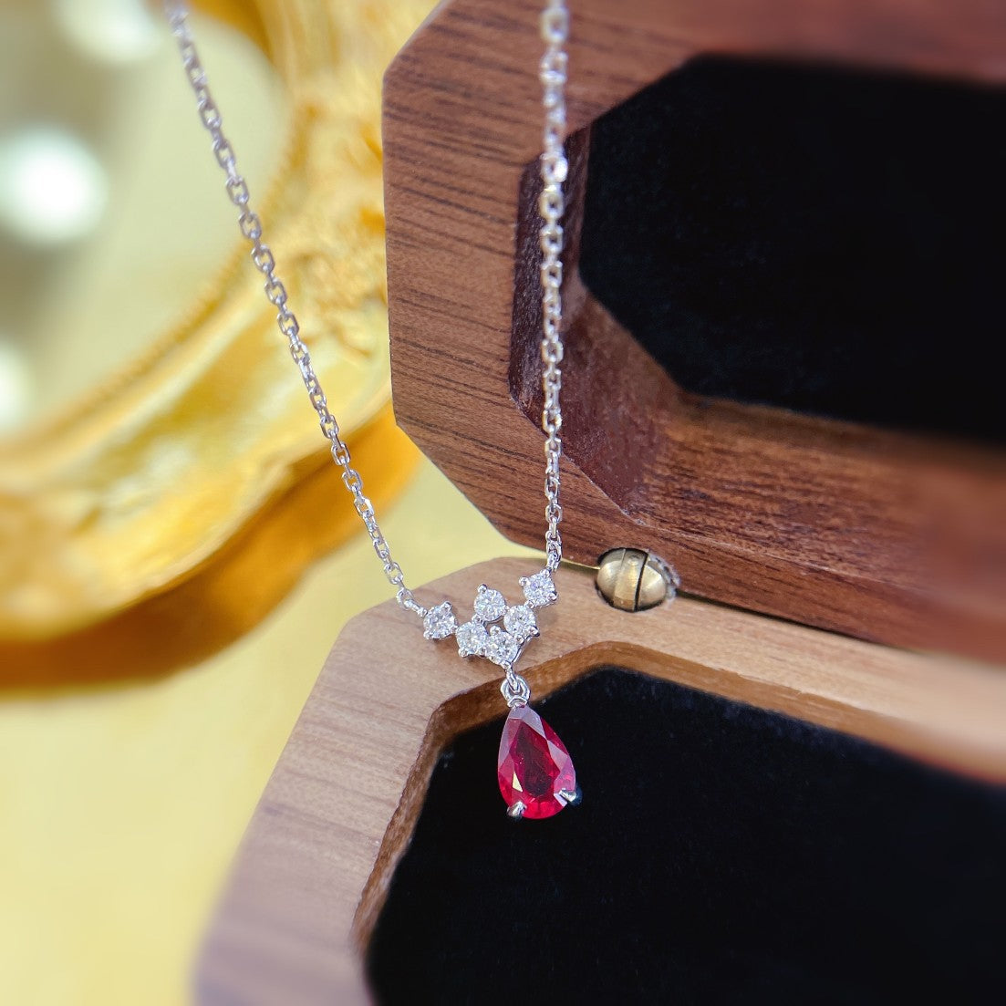 18K Rose Gold Delicate Waterdrop Pendant Necklace - Jewelry Gemstone Elegance - Red Treasure Necklace