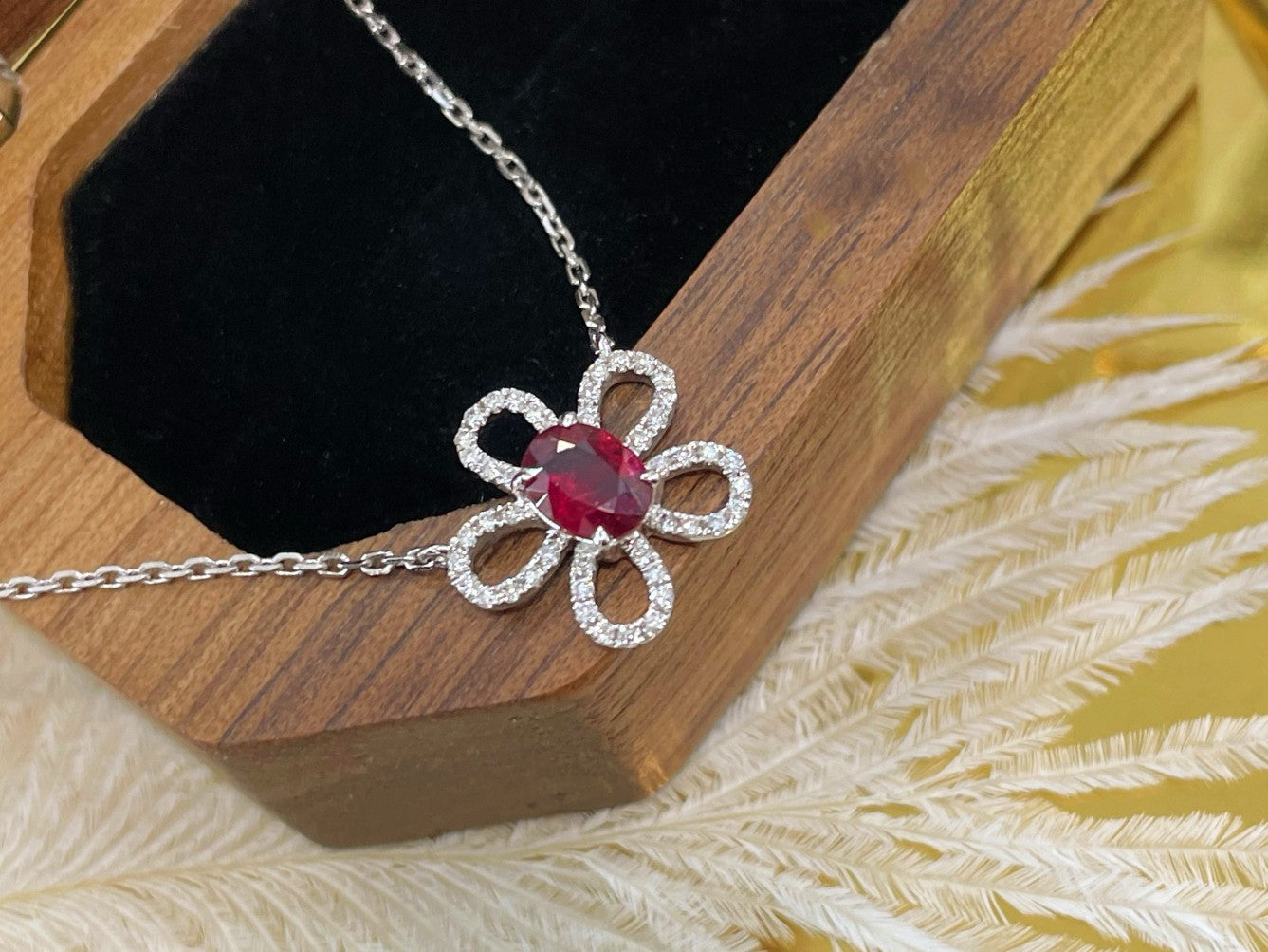 18K Rose Gold Elliptical Five-Flower Pendant with Rubies – XL013-C - Red Treasure Necklace