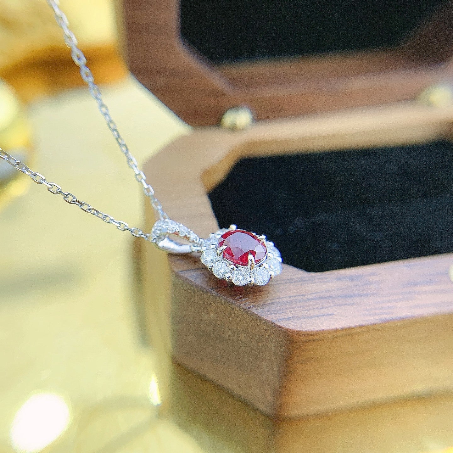 18K Rose Gold Elliptical Ruby Necklace – Exquisite Jewelry Piece - Red Treasure Necklace