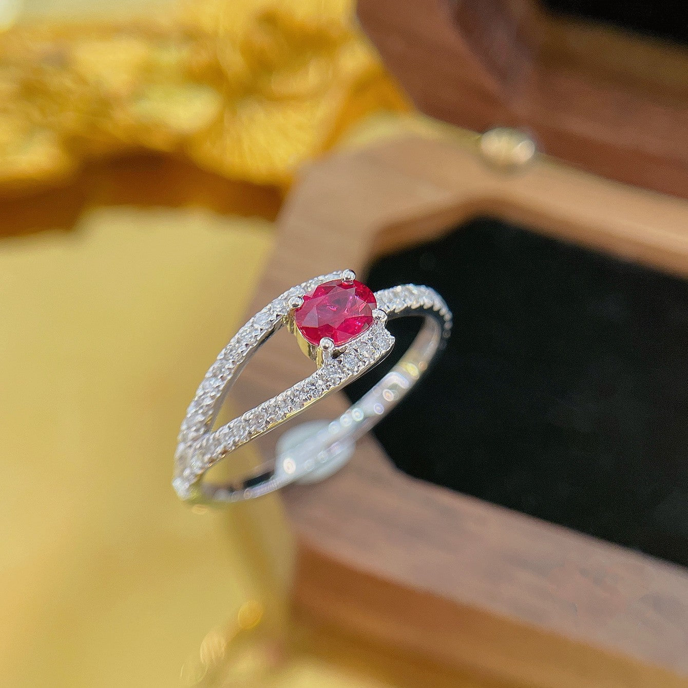 18K Rose Gold Elliptical Y-Shaped Ring with Rubies | Premium Jewelry - Red Treasure Ring