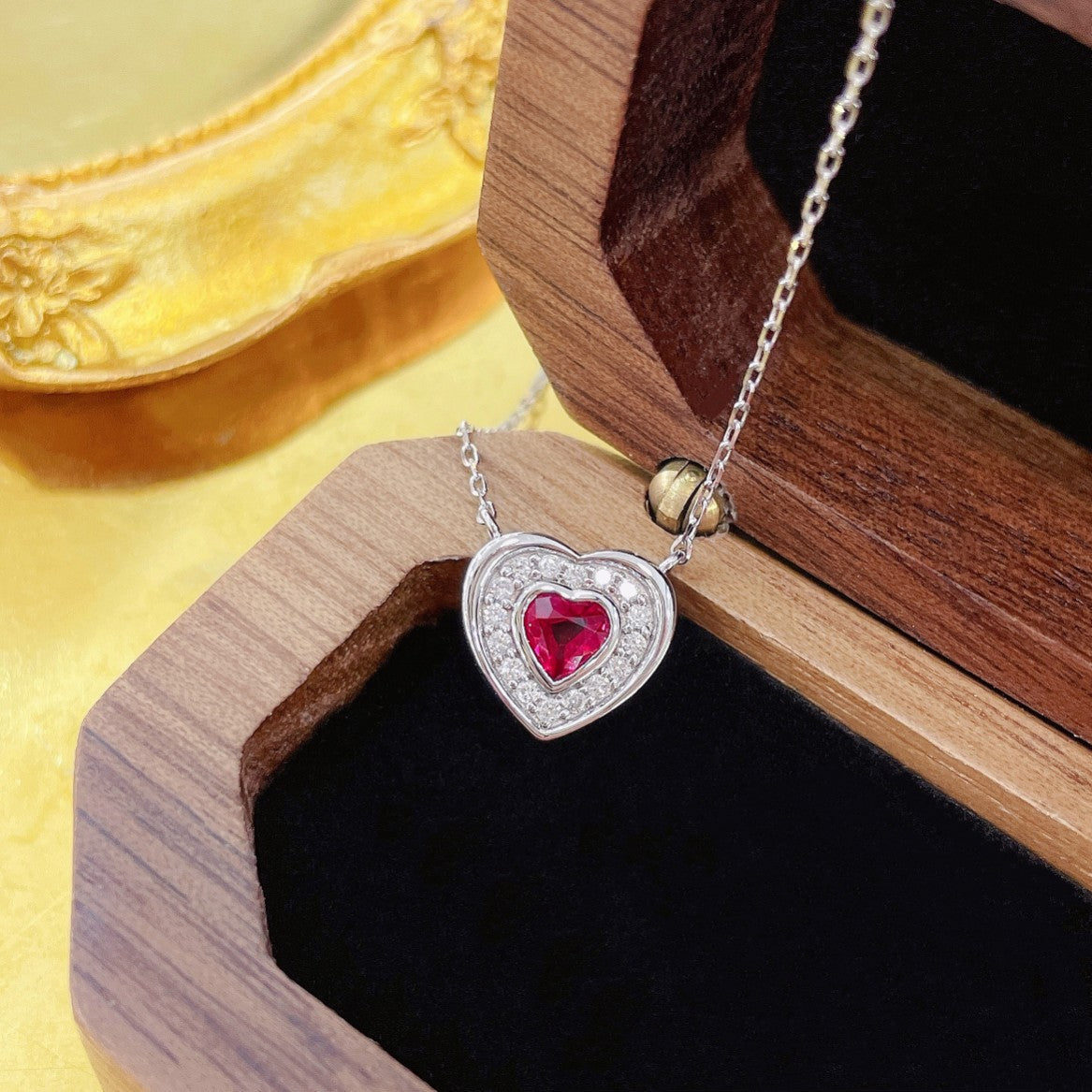 18K Rose Gold Heart-Shaped Diamond Pendant Necklace with Halo Setting - Red Treasure Necklace