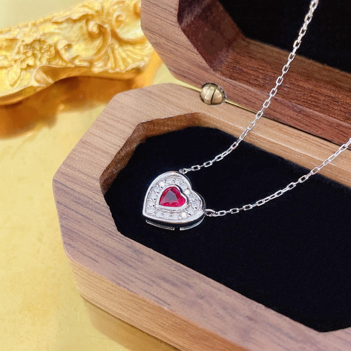 18K Rose Gold Heart-Shaped Diamond Pendant Necklace with Halo Setting - Red Treasure Necklace