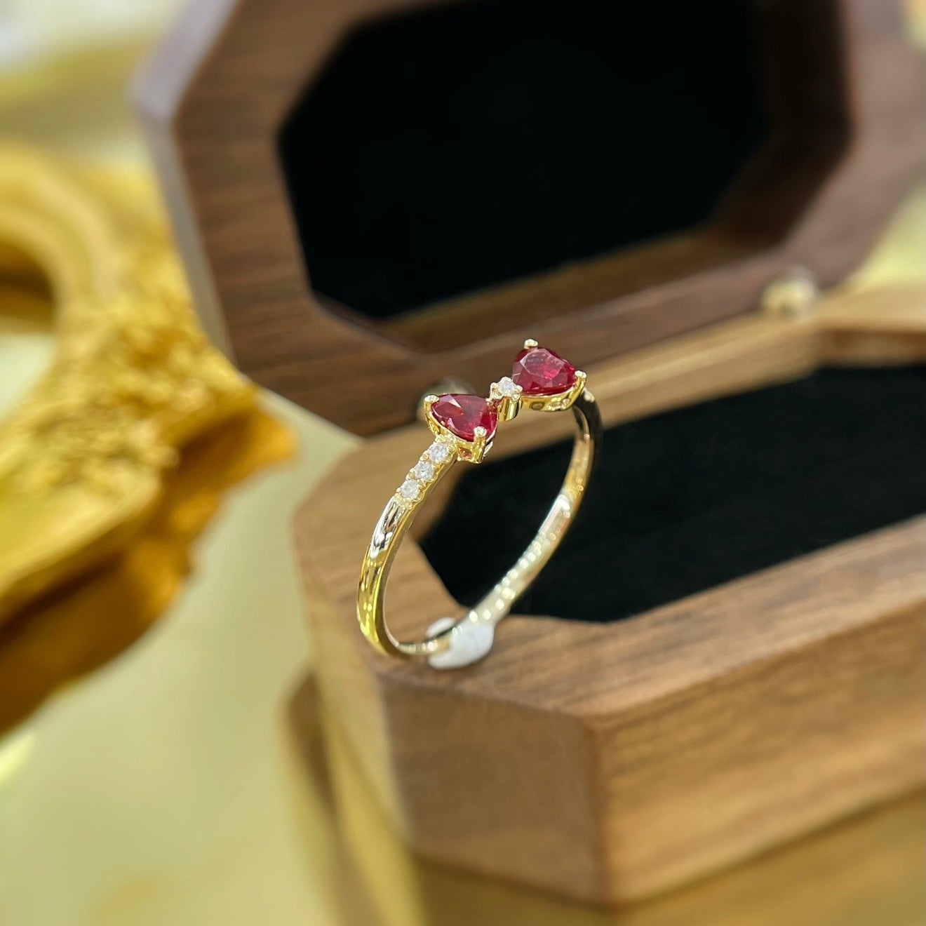 18K Rose Gold Heart-shaped Double-sided Ring with Rubies - Premium Jewelry - Red Treasure Ring