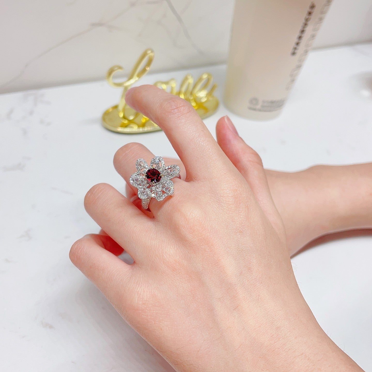 18K Rose Gold Oval Irregular Petal Ring with Pigeon’s Blood Ruby - Exquisite Jewelry - Red Treasure Ring