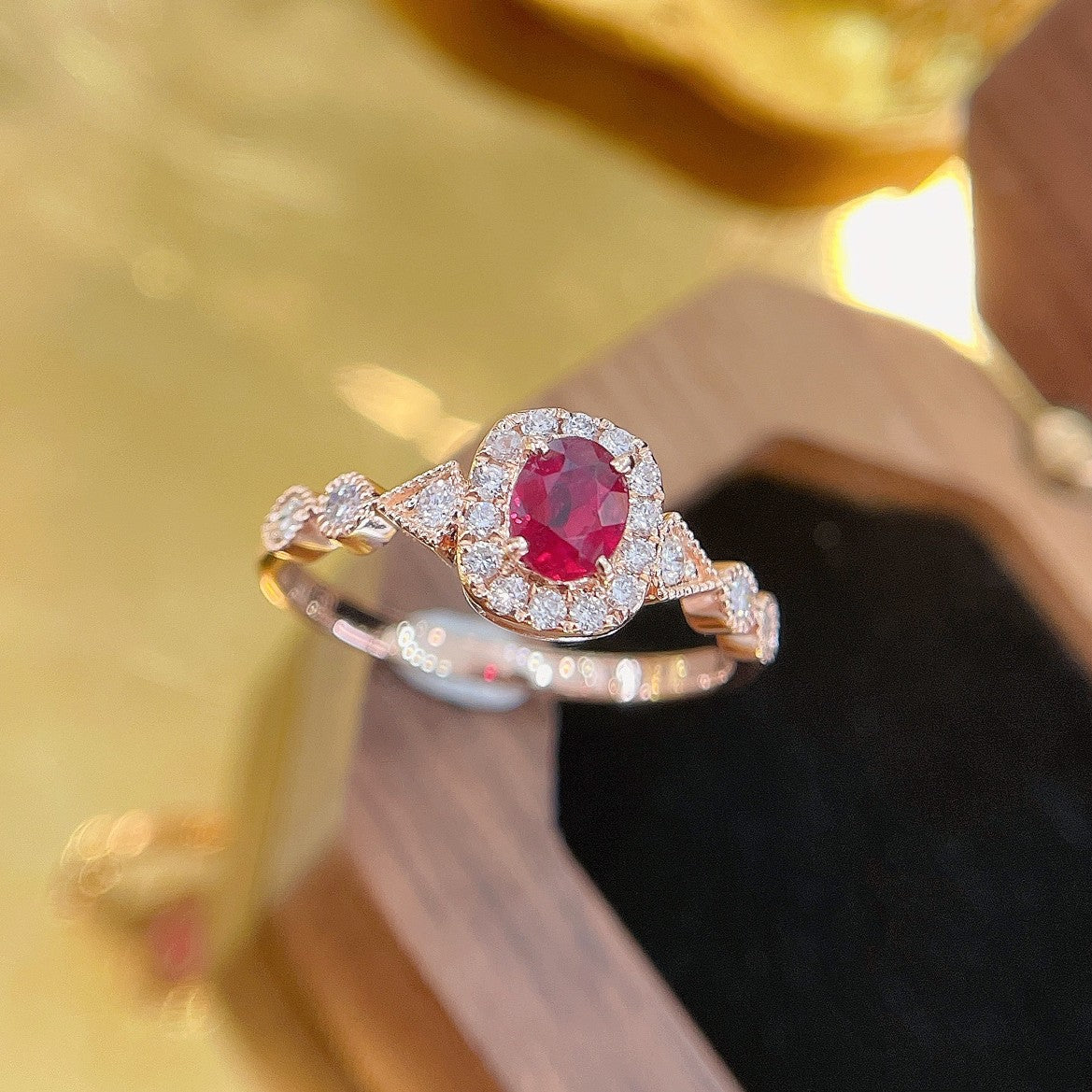 18K Rose Gold Oval Ruby Candy Ring | Premium Jewelry - Red Treasure Ring