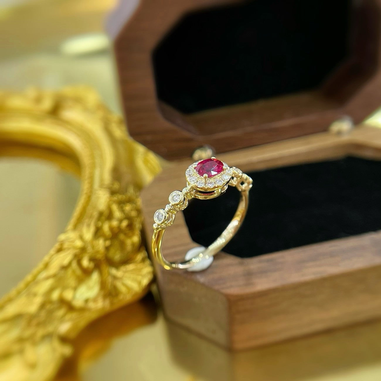 18K Rose Gold Oval Ruby Ring - Elegant Jewelry Choice - Red Treasure Ring