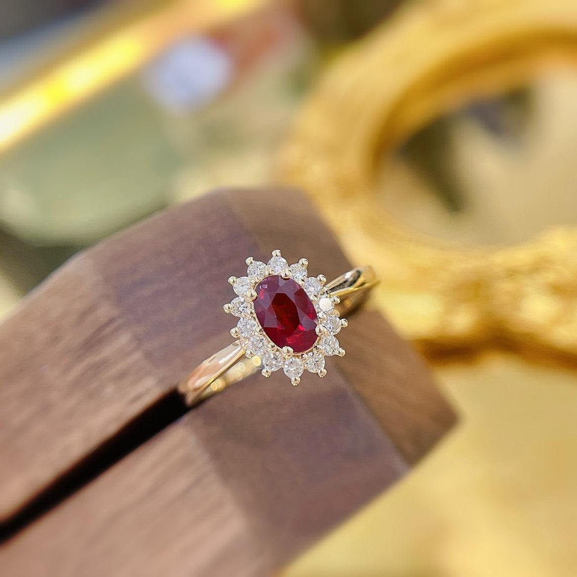 18K Rose Gold Oval Shaped Ruby Straight Arm Ring | Premium Jewelry - Red Treasure Ring