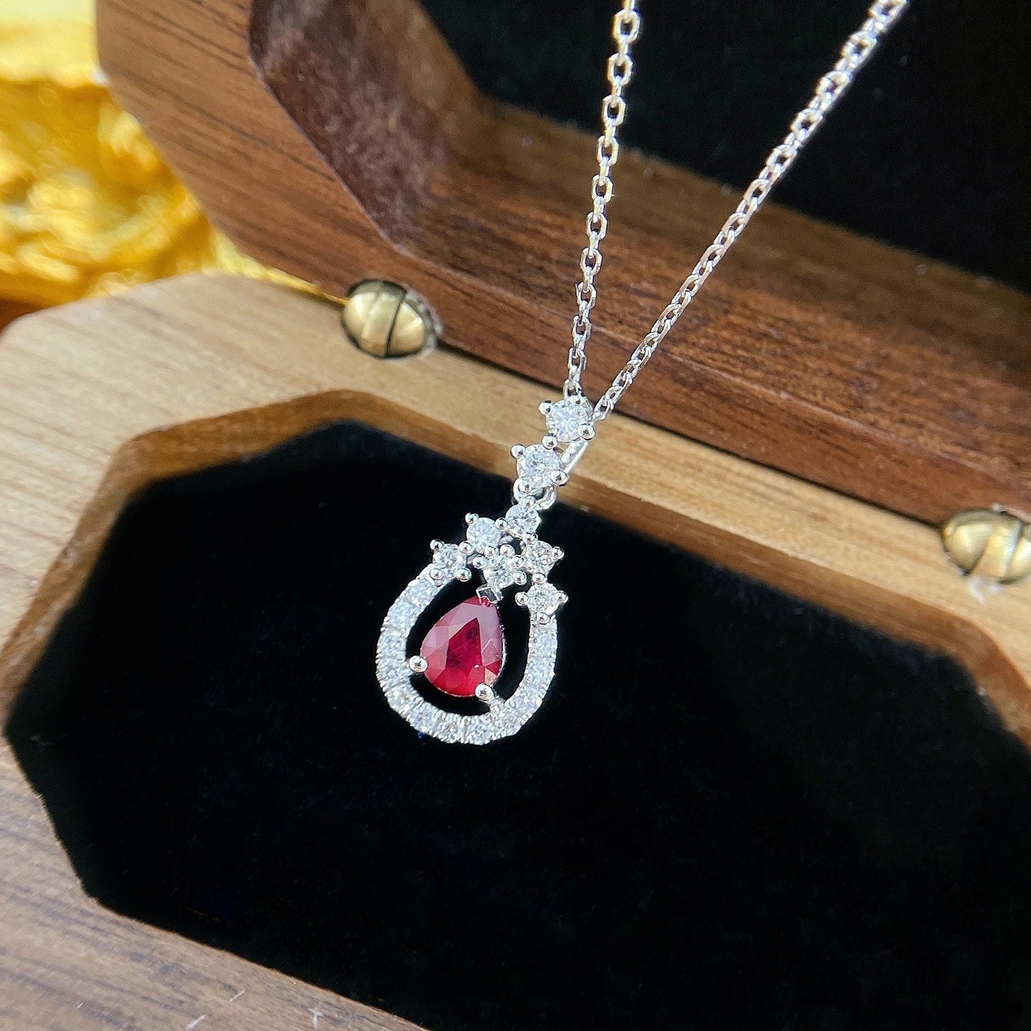 18K Rose Gold Ruby Drop Hollowed-out Fashion Jewelry Necklace - Red Treasure Necklace