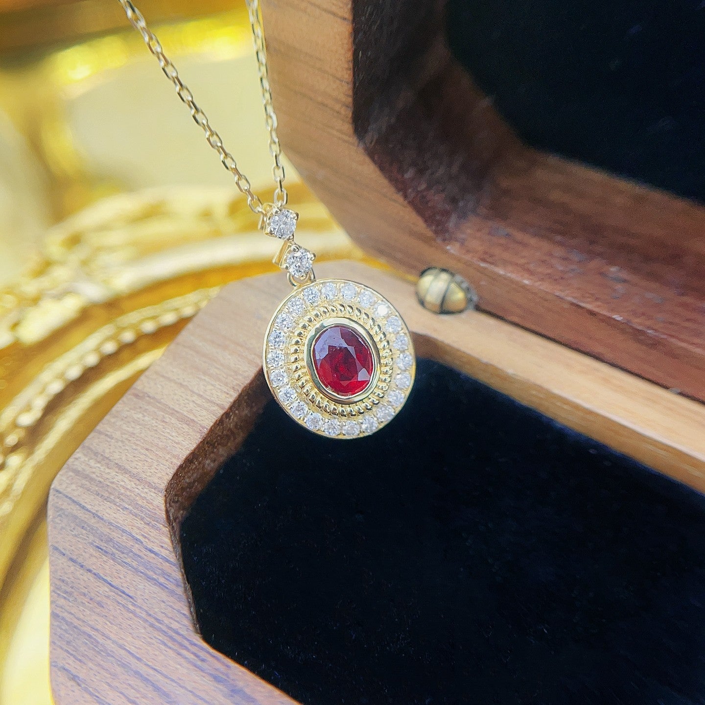 18K Rose Gold Ruby Ellipse Halo Necklace - Luxurious Jewelry Piece - Red Treasure Necklace