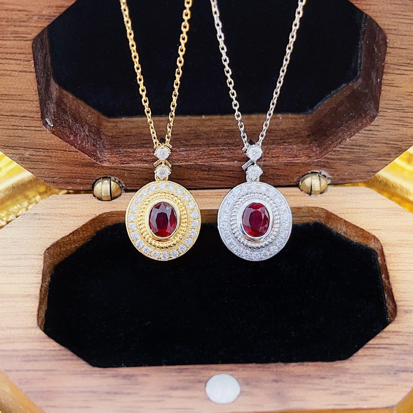 18K Rose Gold Ruby Ellipse Halo Necklace - Luxurious Jewelry Piece - Red Treasure Necklace