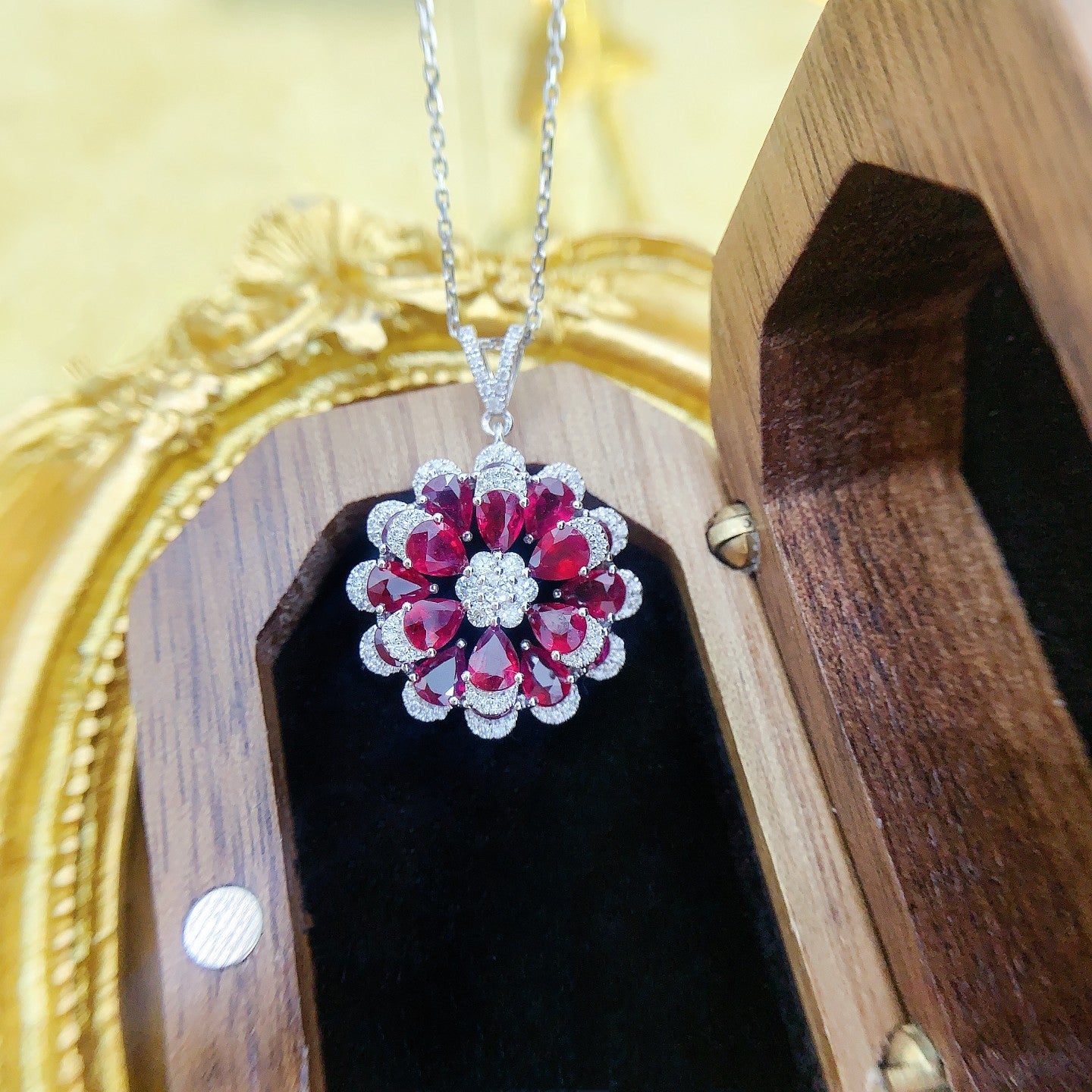 18K Rose Gold Ruby Waterdrop Six-Prong Set Flower Bud Necklace | Jewelry Gem - Red Treasure Necklace