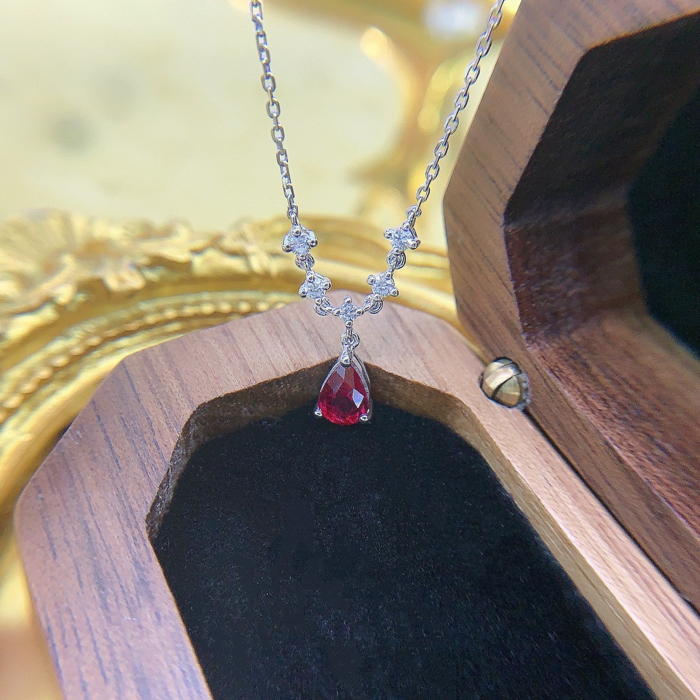 18K Rose Gold Single Ruby Waterdrop V-Shaped Necklace - Red Treasure Necklace