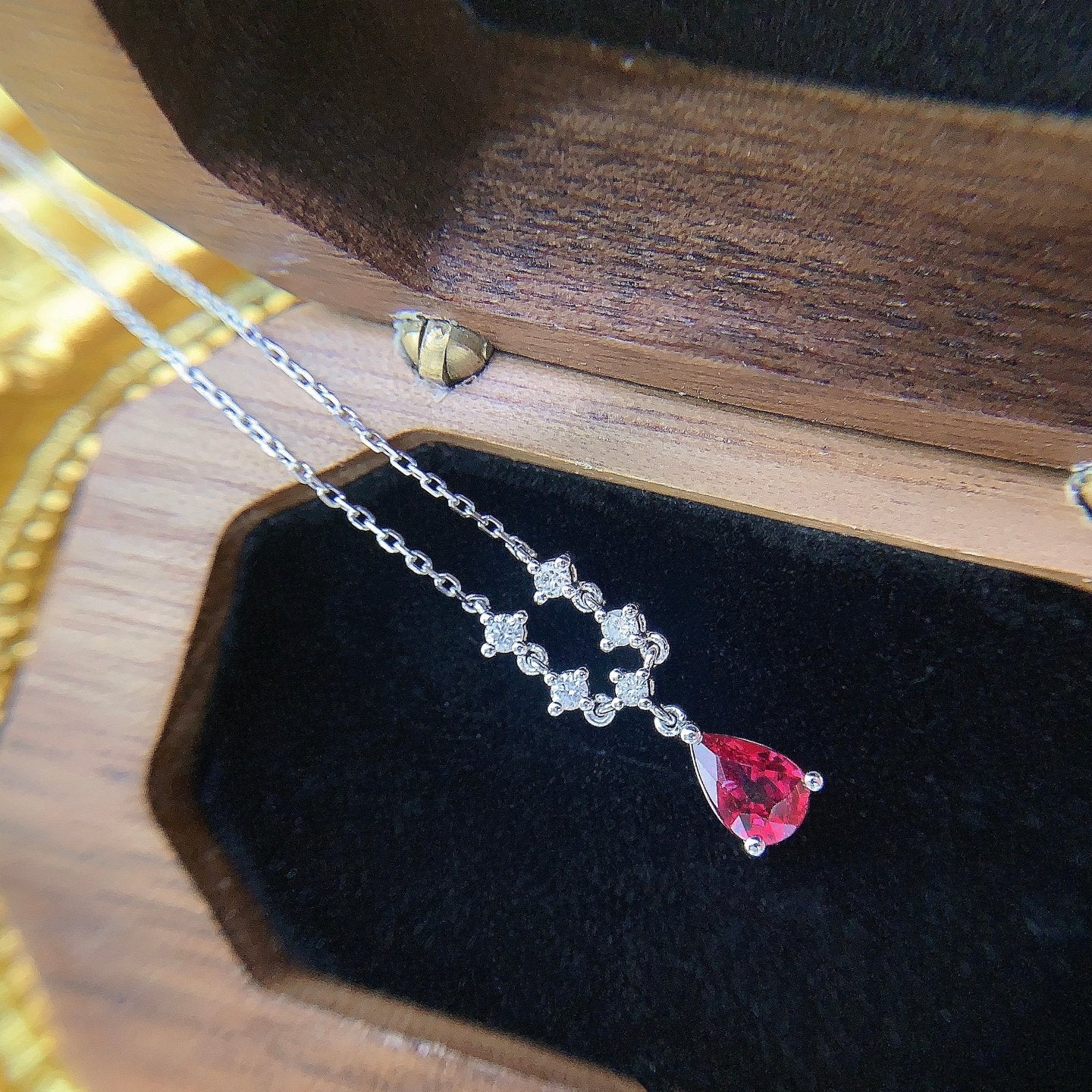 18K Rose Gold Single Ruby Waterdrop V-Shaped Necklace - Red Treasure Necklace