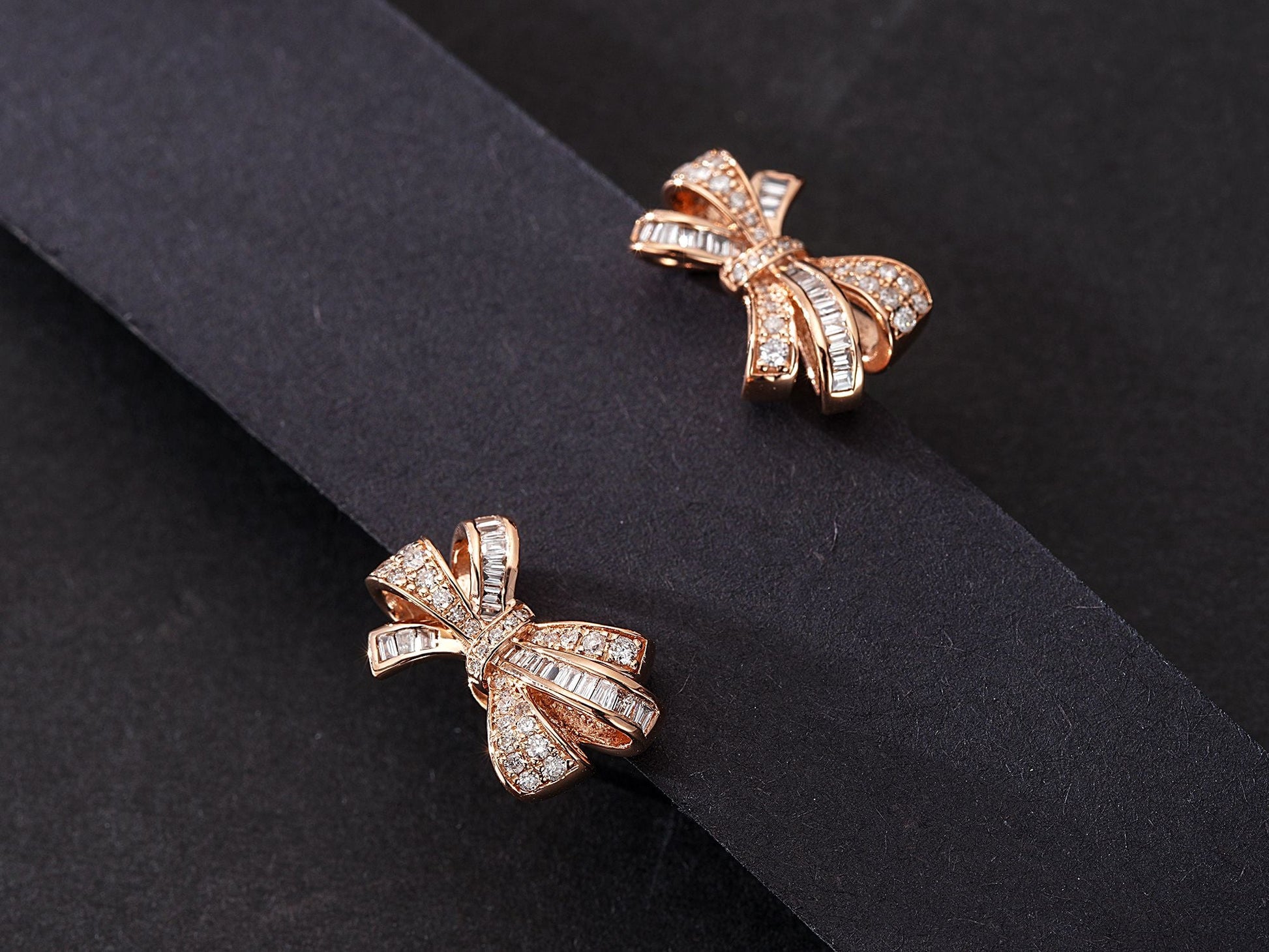 18K Round Ladder Bowknot Earrings with Diamonds - Luxury Jewelry - Jeweler.Jewelry