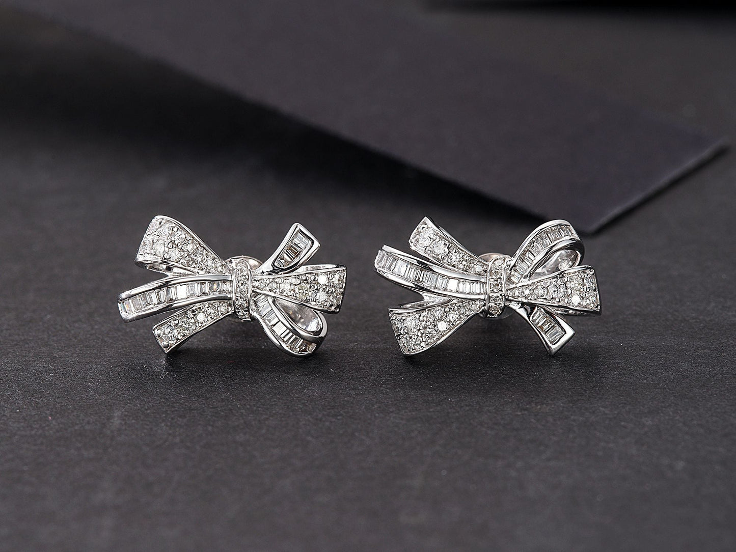 18K Round Ladder Bowknot Earrings with Diamonds - Luxury Jewelry - Jeweler.Jewelry