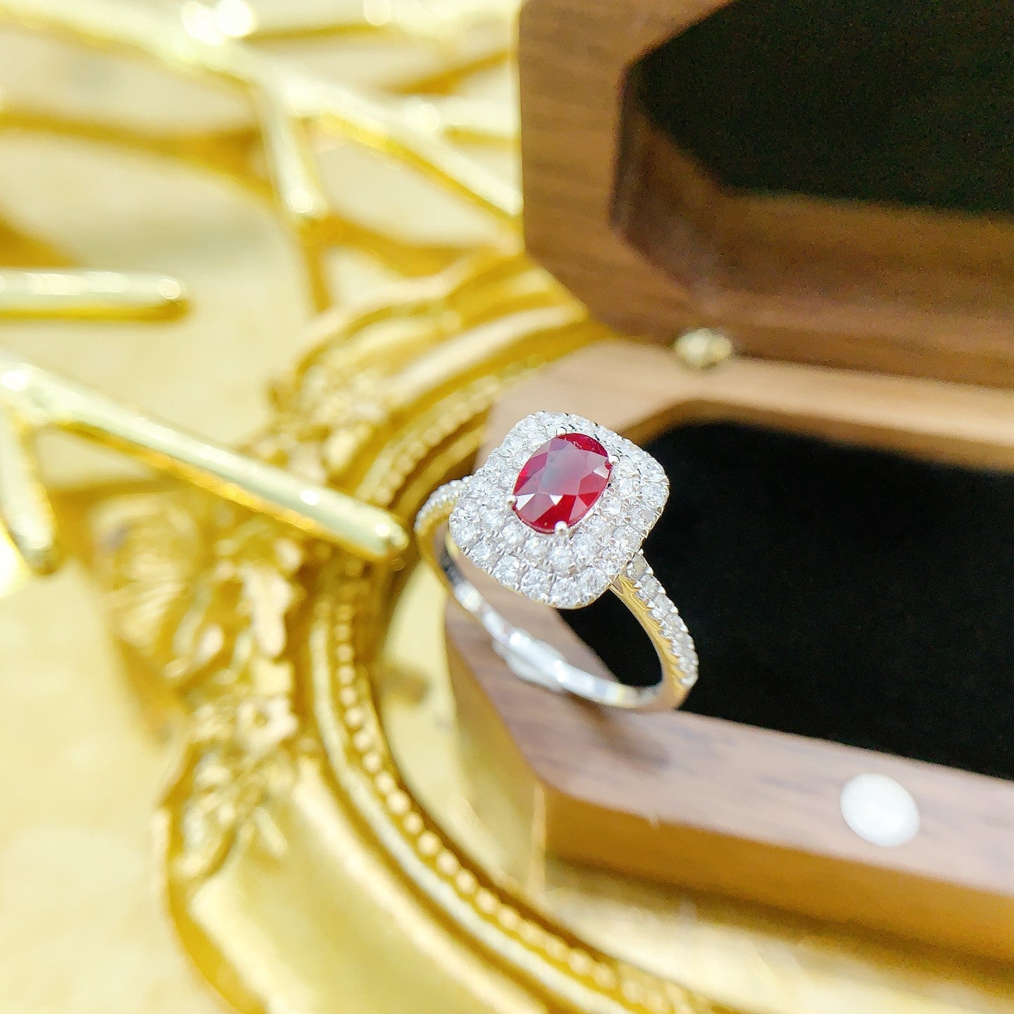 18K Ruby Oval Double Layer Halo Ring | Premium Jewelry - Red Treasure Ring