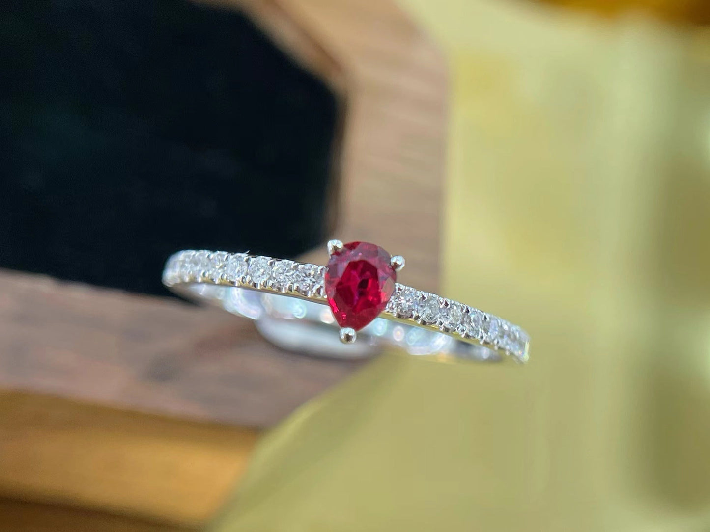 18K Single Ruby Drop Ring - Elegant Jewelry Piece - Red Treasure Ring