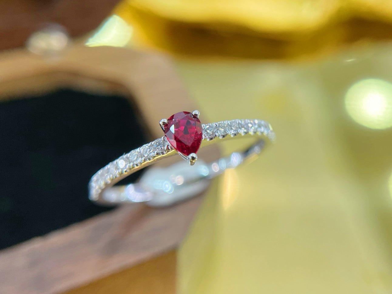 18K Single Ruby Drop Ring - Elegant Jewelry Piece - Red Treasure Ring