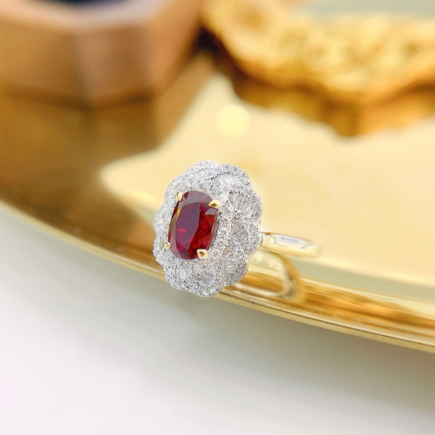 18K Two-Way Wearable Oval Rotating Ladder Design Ruby Jewelry with Elliptical Shape - Red Treasure Ring