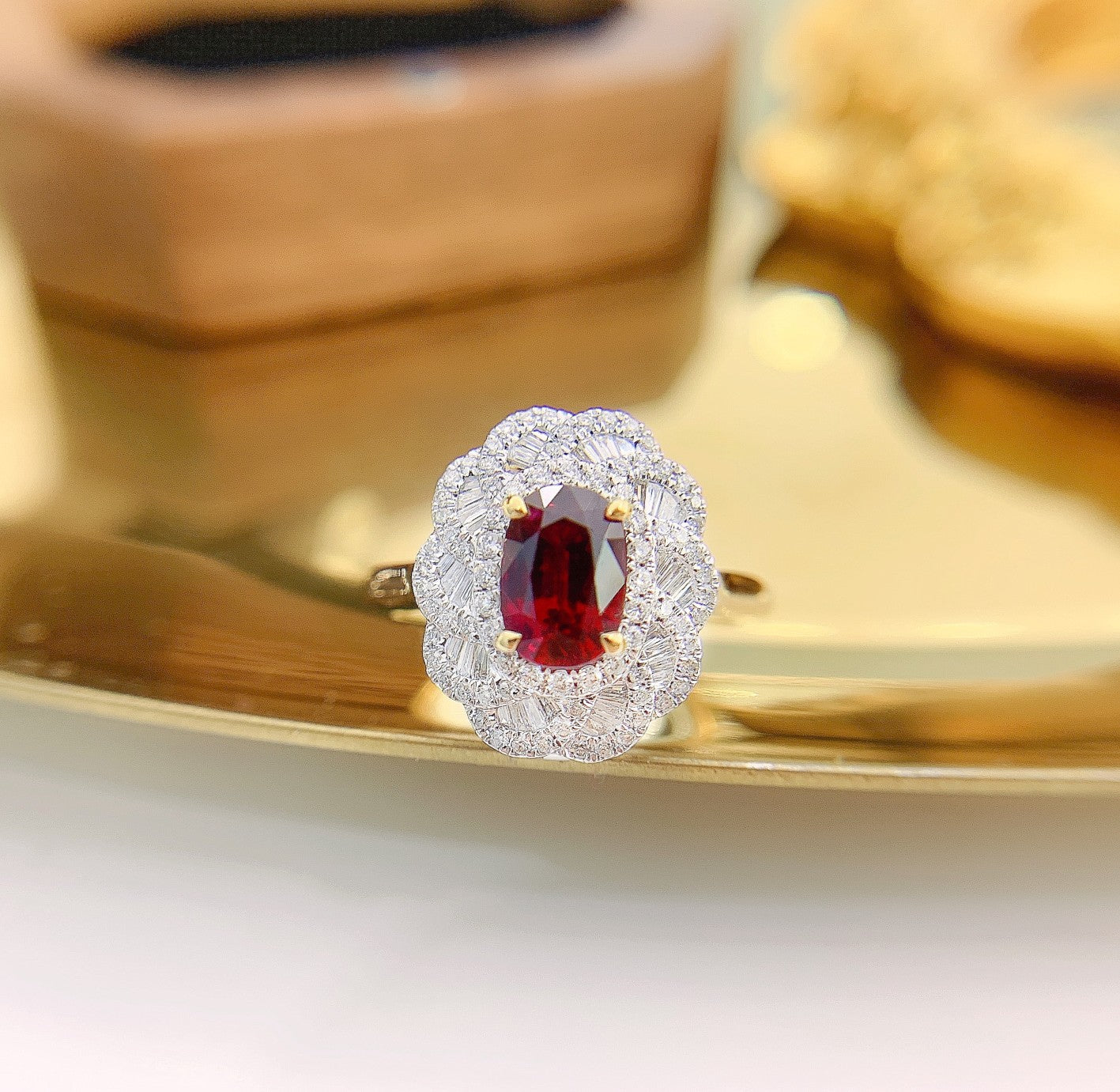 18K Two-Way Wearable Oval Rotating Ladder Design Ruby Jewelry with Elliptical Shape - Red Treasure Ring