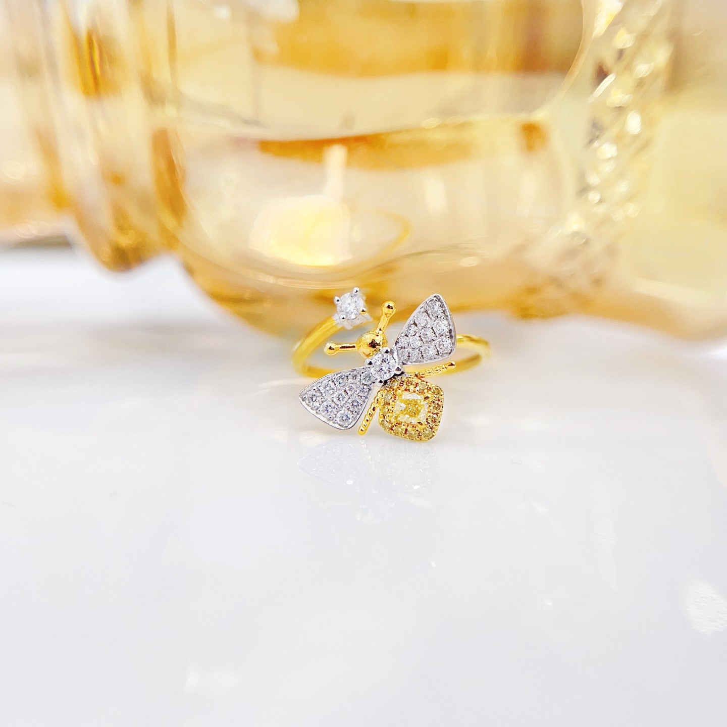 18K Yellow Gold Diamond Bee Ring - Premium Jewelry - Yellow Diamond Ring