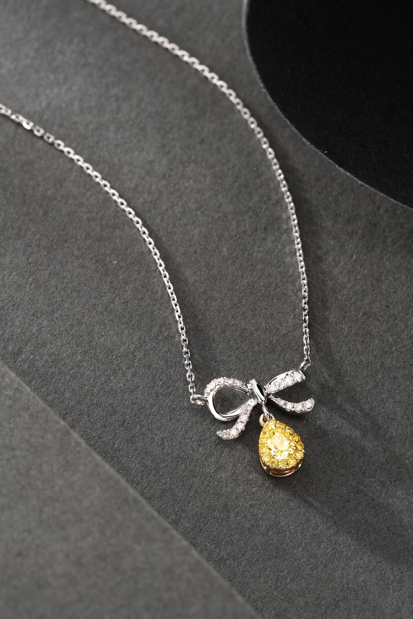 18K Yellow Gold Diamond Bowknot Pendant Necklace - Luxurious Jewelry - Yellow Diamond Necklace