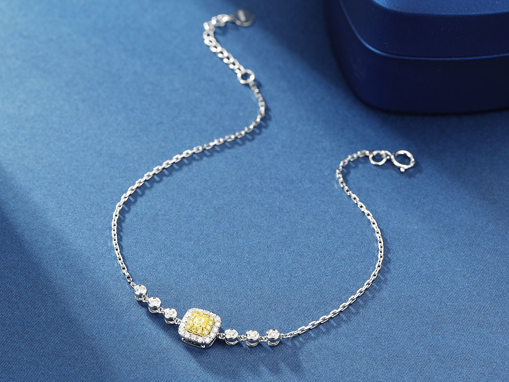 18K Yellow Gold Diamond Bubble Bracelet - Luxurious Jewelry Piece - Yellow Diamond Bracelet