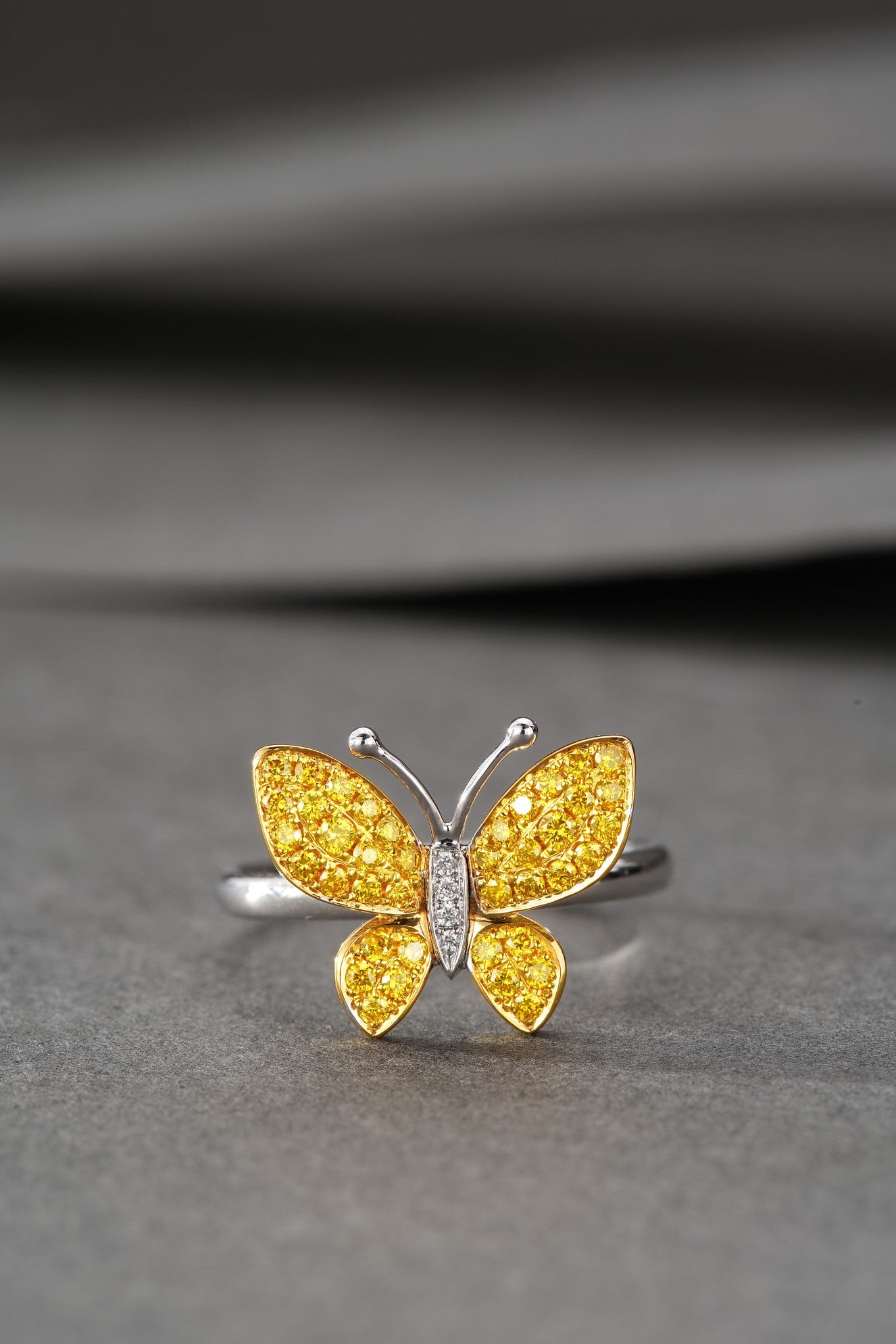 18K Yellow Gold Diamond Butterfly Ring - Luxurious Jewelry Piece - Yellow Diamond Ring