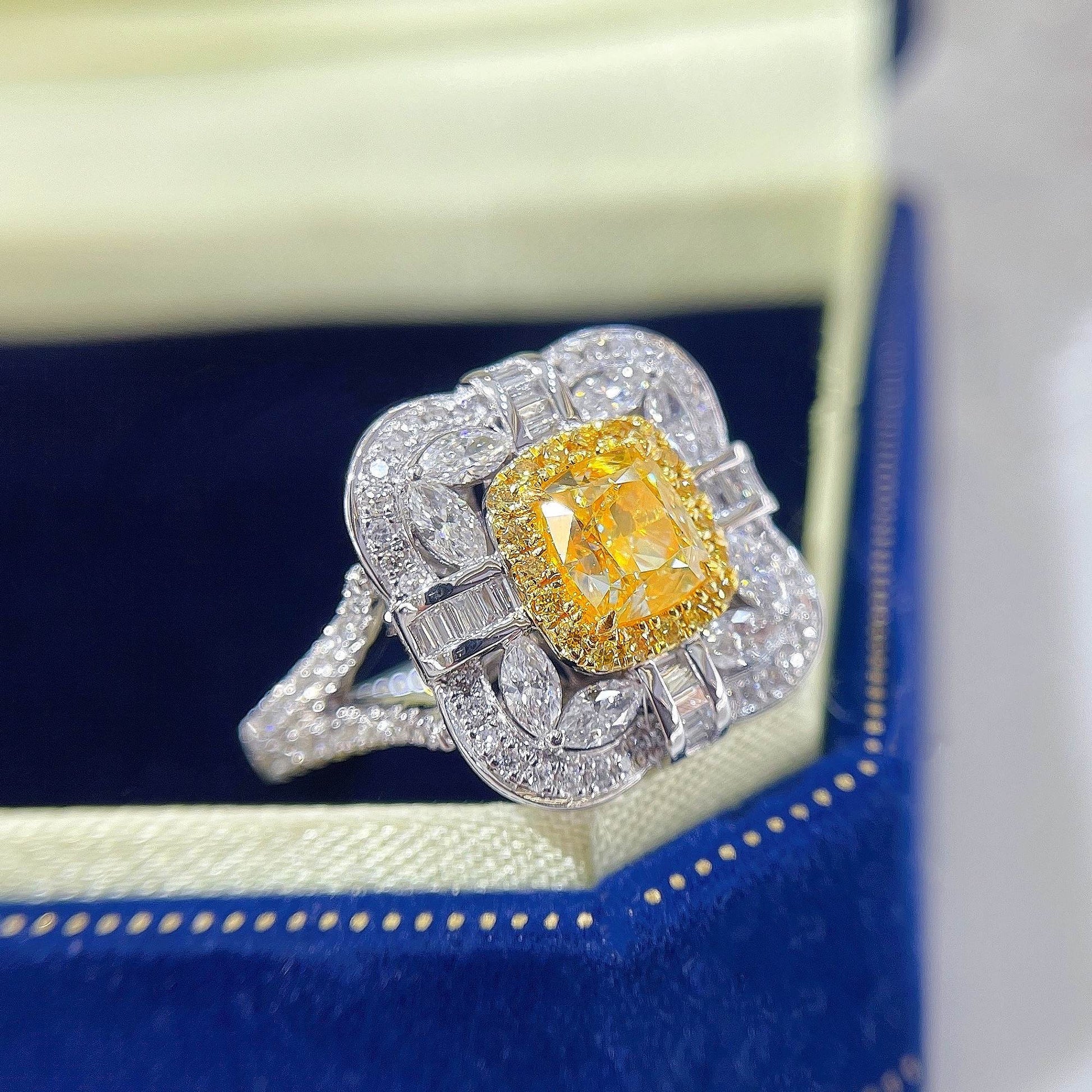 18K Yellow Gold Diamond Cushion Cut Crossover Two-Way Ring | Premium Jewelry - Yellow Diamond Ring