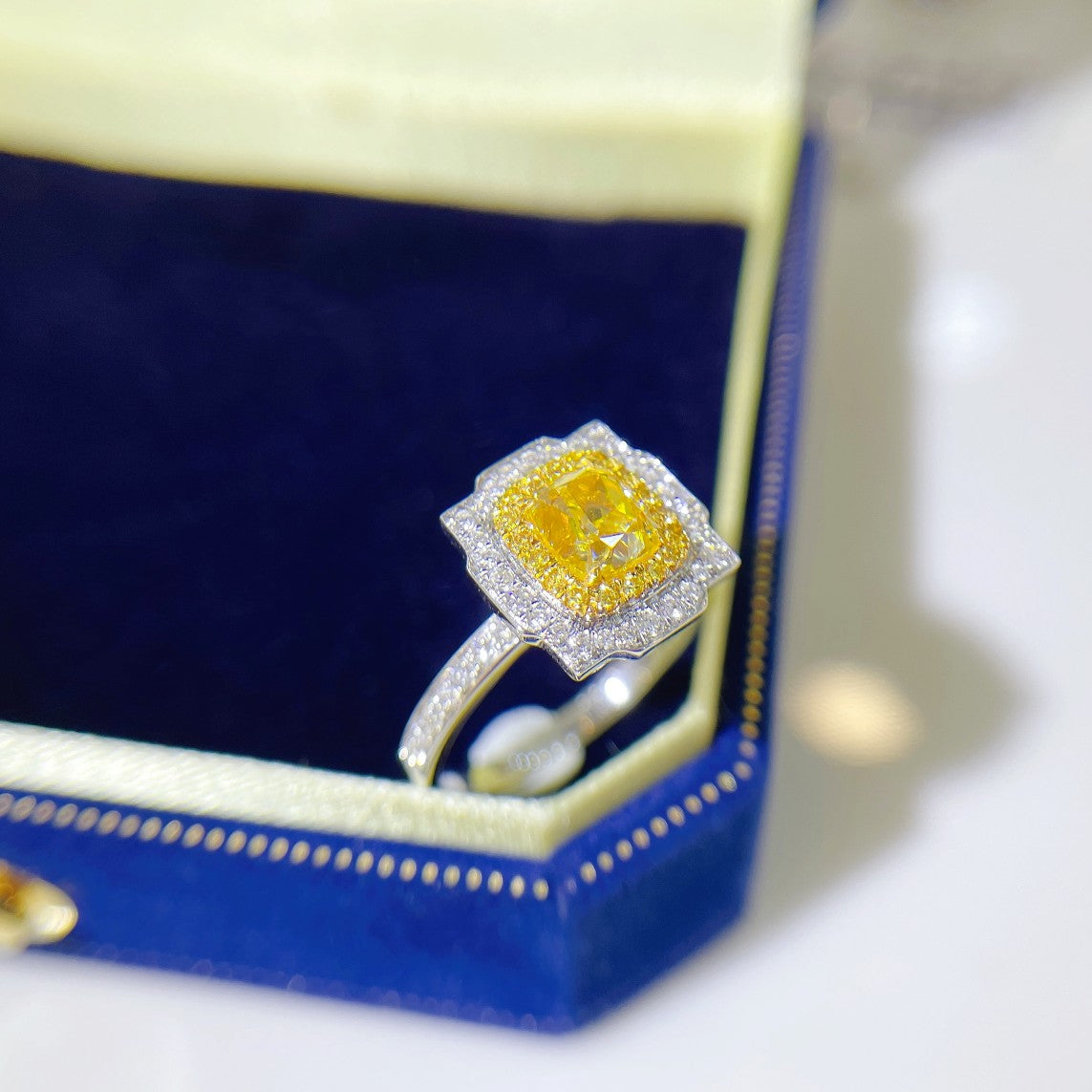 18K Yellow Gold Diamond Cushion-Cut Ocean Wave Ring with AGL Certificate - Yellow Diamond Ring