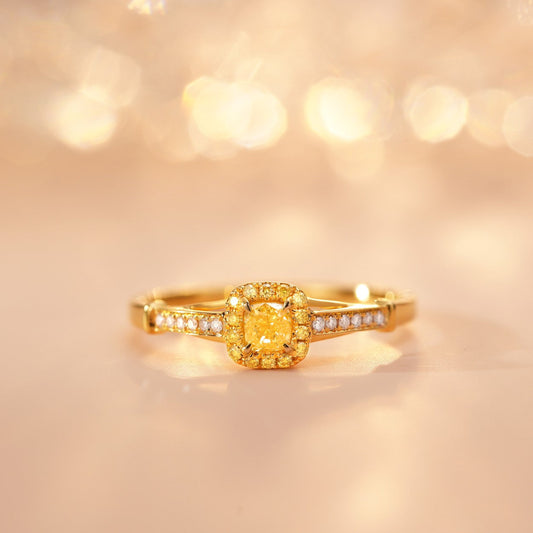 18K Yellow Gold Diamond Cushion-Cut Ring - Luxurious Jewelry Piece - Yellow Diamond Ring