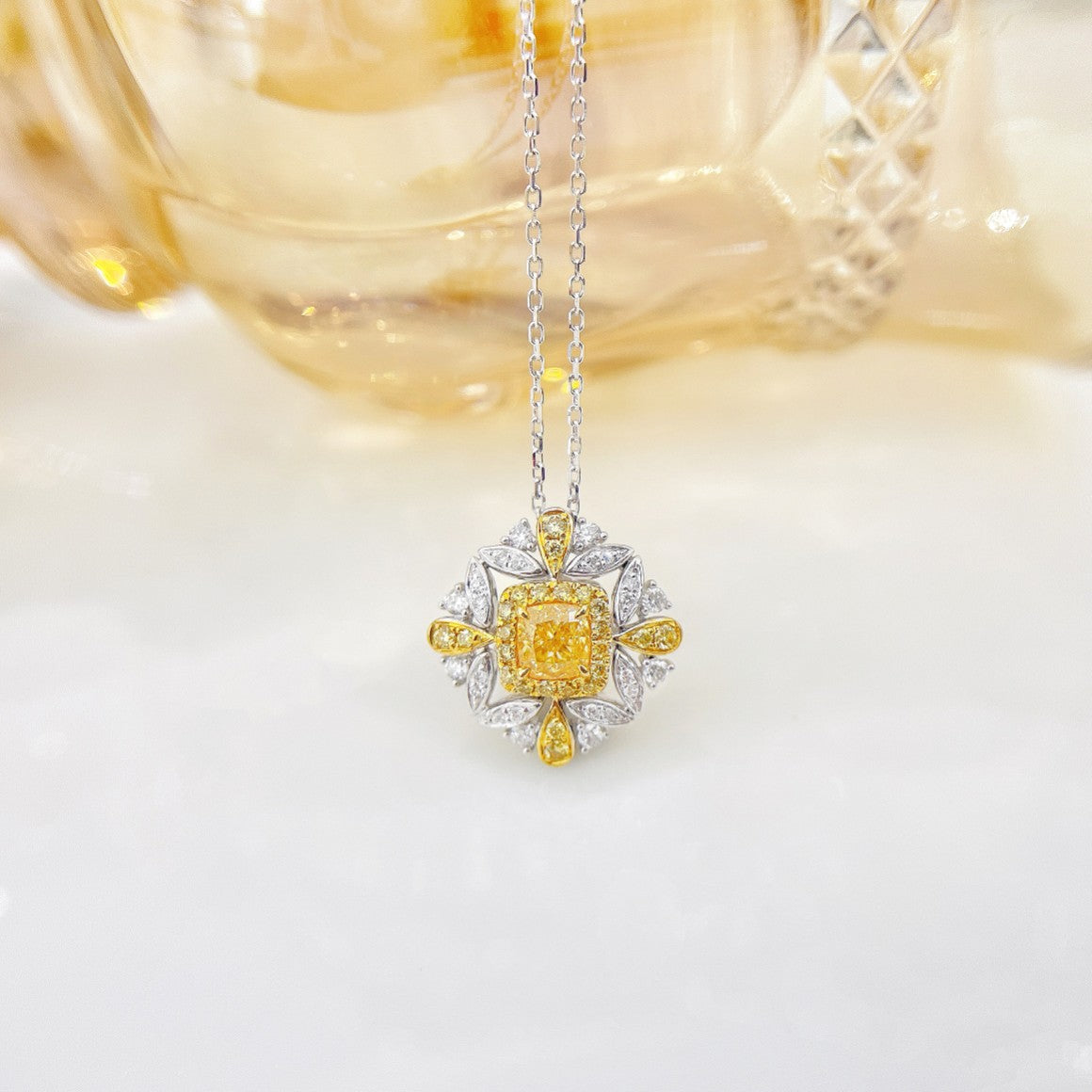 18K Yellow Gold Diamond Cushion-Cut Split Three-Leaf Pendant Necklace - Elegant Jewelry - Yellow Diamond Necklace