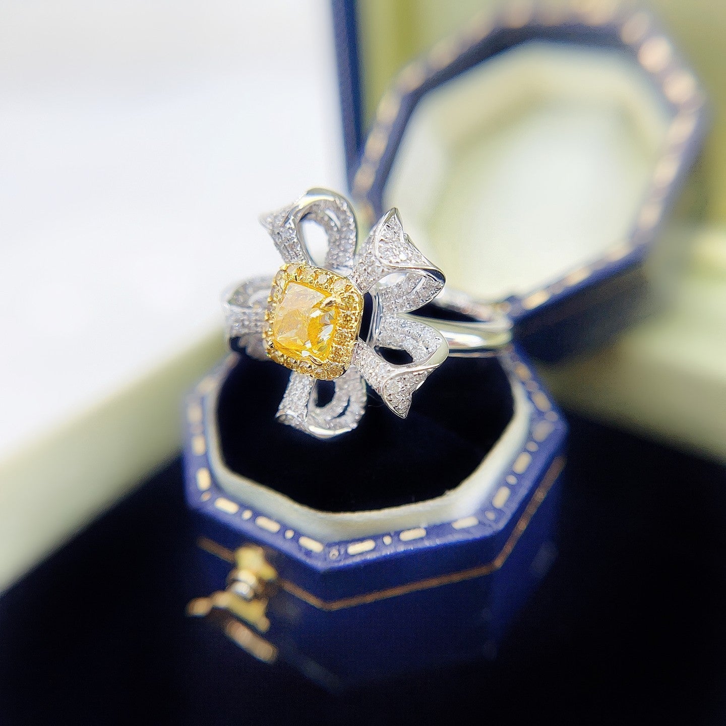 18K Yellow Gold Diamond Cushion Five-Petal Hollow Ring with AGL Certificate - Luxury Jewelry - Yellow Diamond Ring