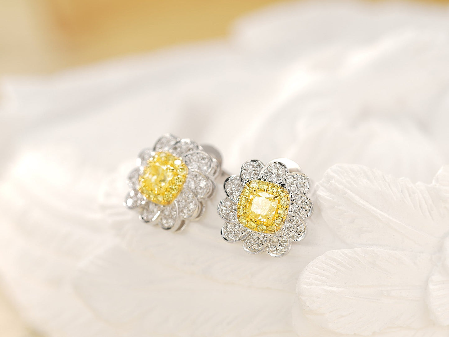 18K Yellow Gold Diamond Cushion Flower Stud Earrings - Jeweler.Jewelry