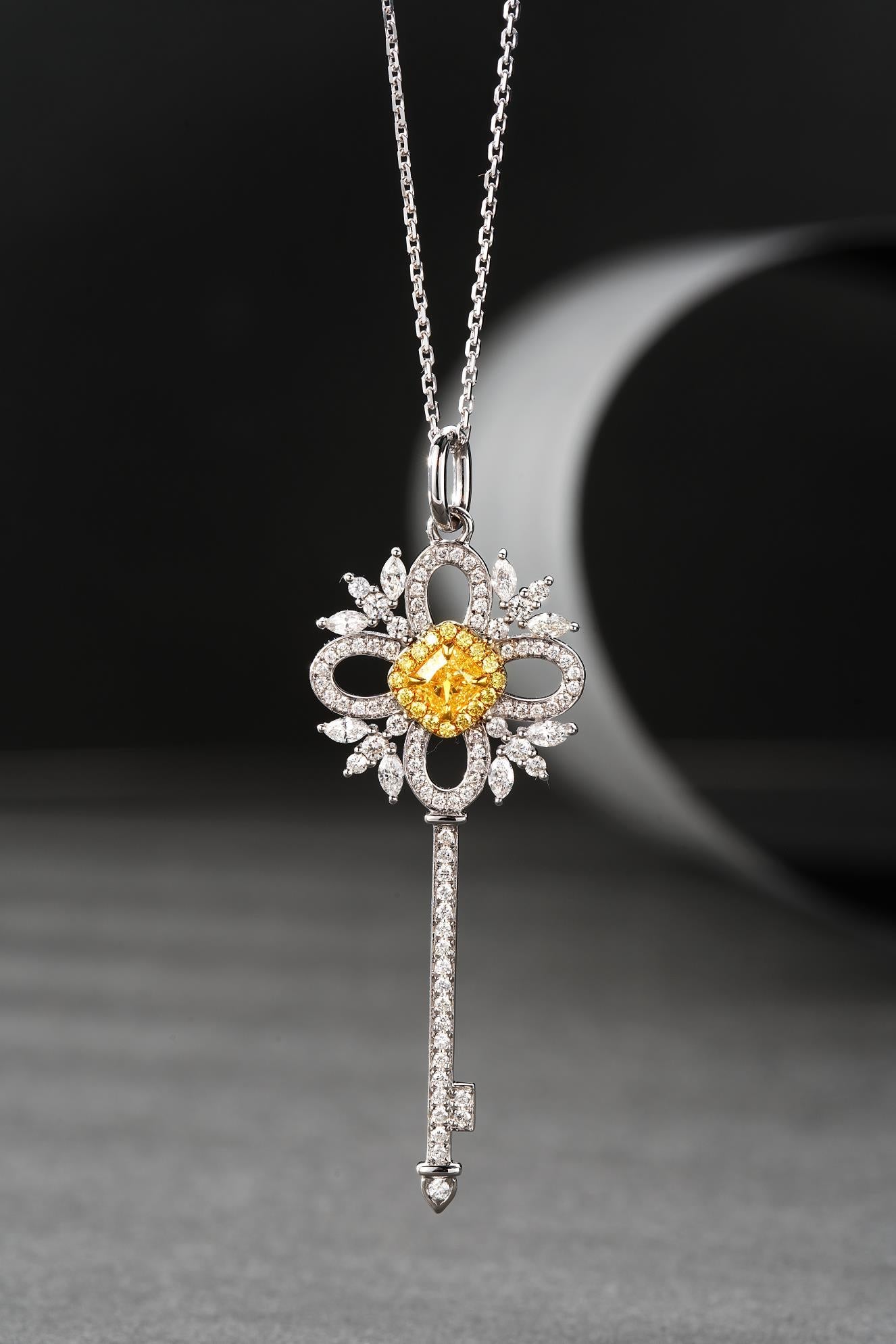 18K Yellow Gold Diamond Cushion Four-Leaf Clover Key Pendant Jewelry - Yellow Diamond Necklace