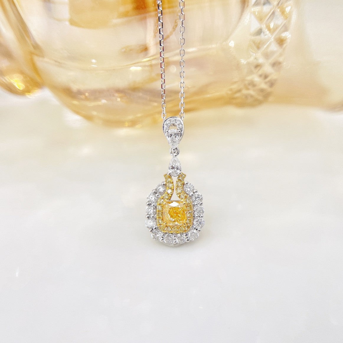 18K Yellow Gold Diamond Cushion-Shaped Bi-Color Double Teardrop Necklace - Yellow Diamond Necklace