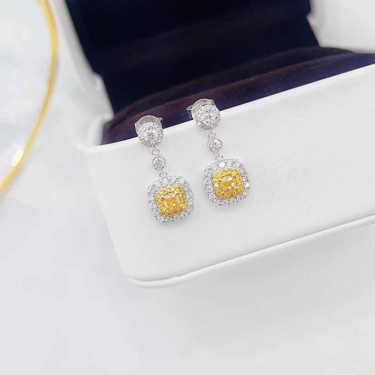 18K Yellow Gold Diamond Cushion-Shaped Bubble Earrings with Pavé Setting Jeweler.Jewelry