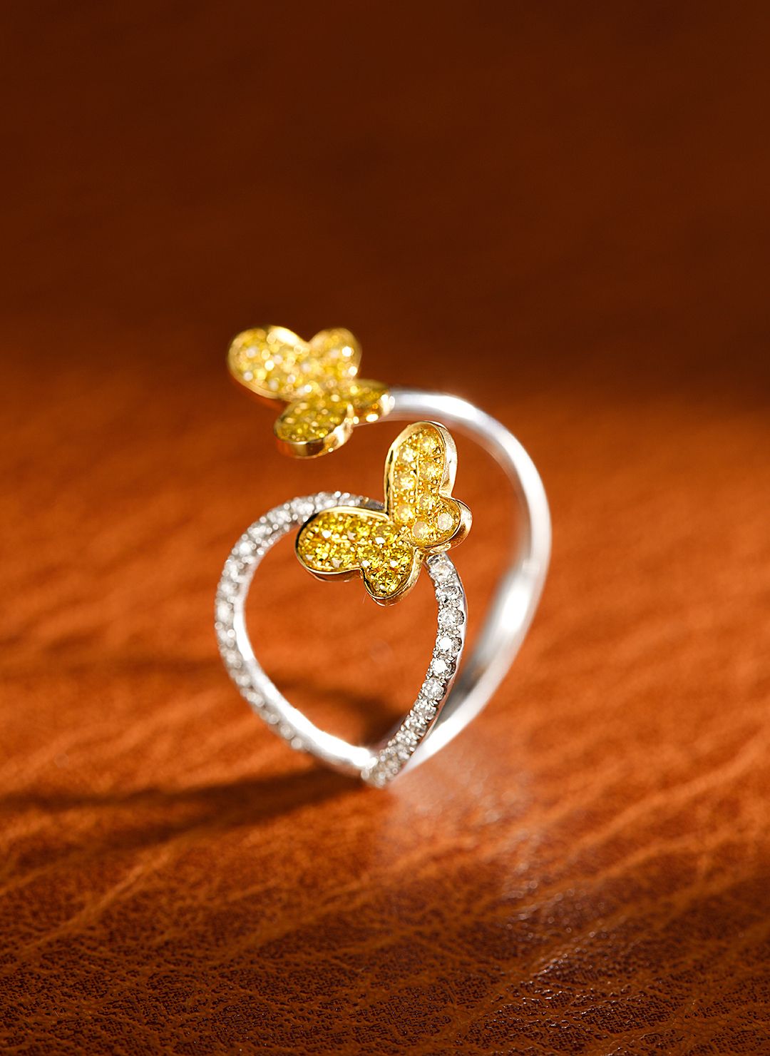 18K Yellow Gold Diamond Double Butterfly Ring - Luxurious Jewelry - Yellow Diamond Ring