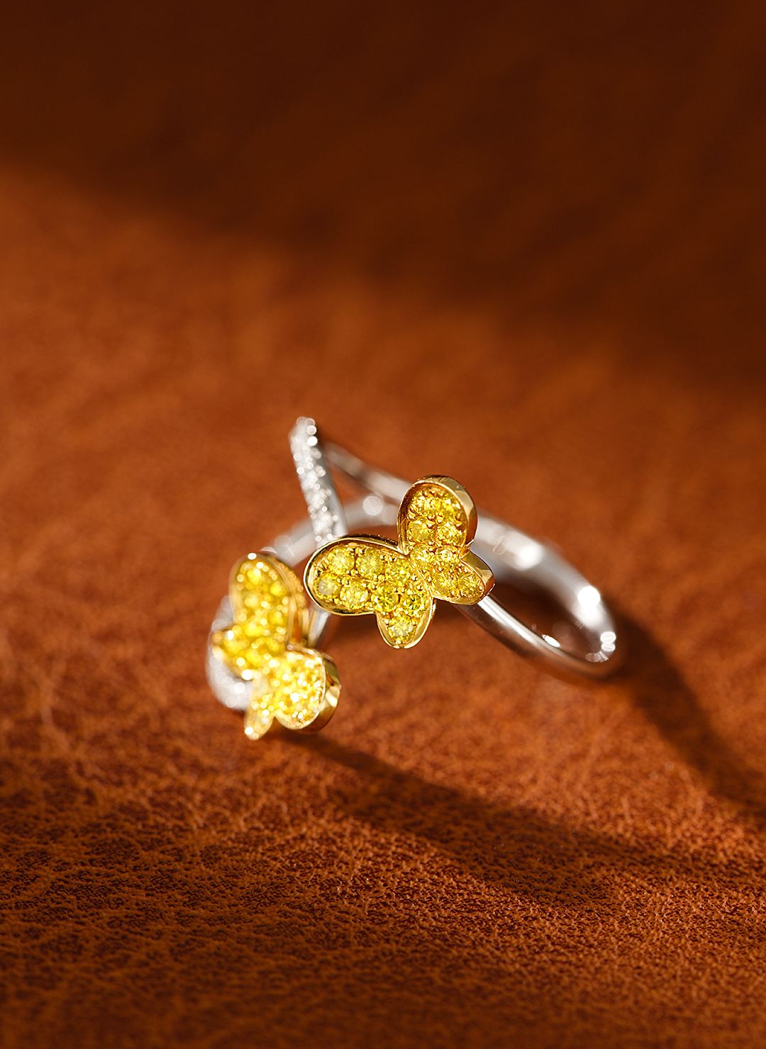 18K Yellow Gold Diamond Double Butterfly Ring - Luxurious Jewelry - Yellow Diamond Ring