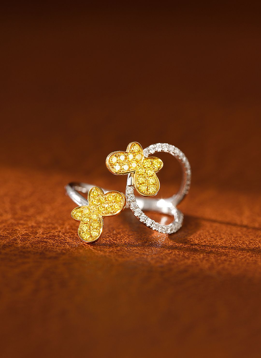 18K Yellow Gold Diamond Double Butterfly Ring - Luxurious Jewelry - Yellow Diamond Ring