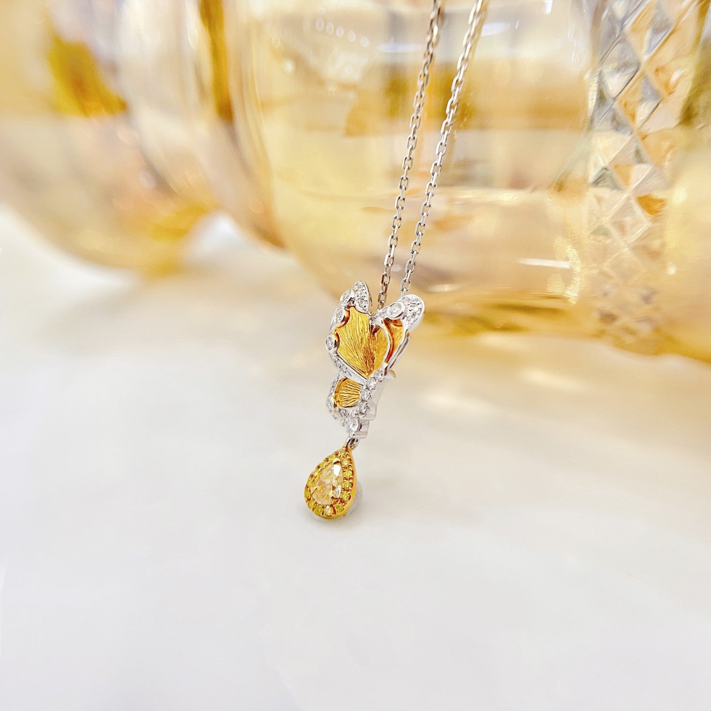 18K Yellow Gold Diamond Drop Butterfly Pendant Jewelry - Yellow Diamond Necklace