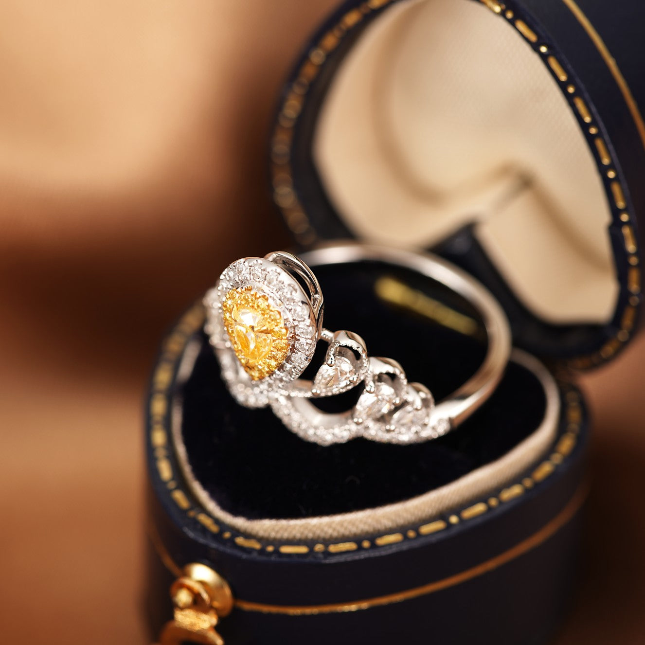 18K Yellow Gold Diamond Drop Crown Ring - Exquisite Jewelry - Yellow Diamond Ring