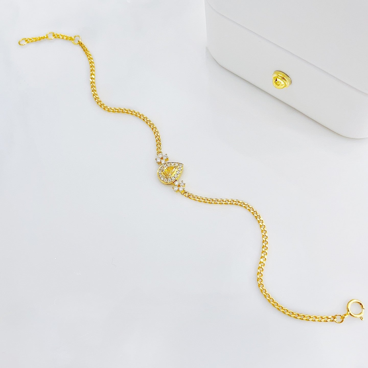 18K Yellow Gold Diamond Drop Pendant Bracelet - SL068-Y - Yellow Diamond Bracelet