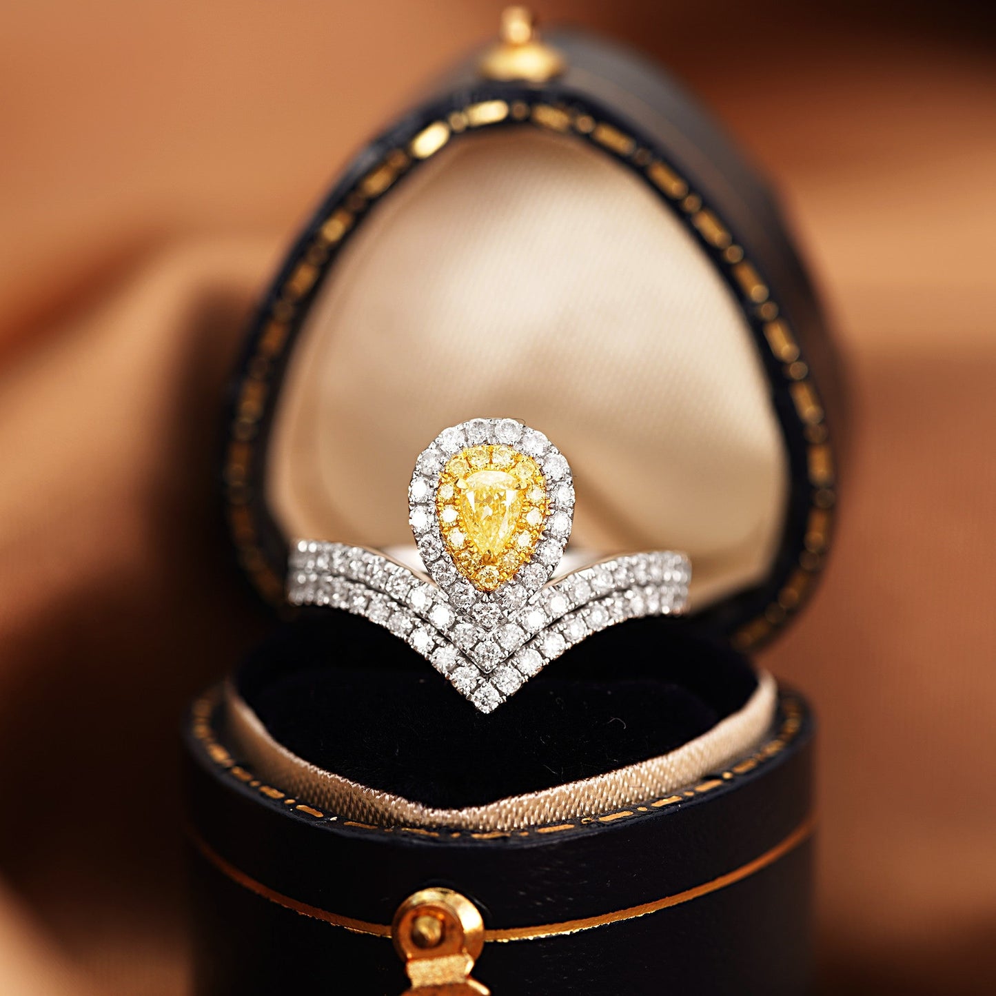 18K Yellow Gold Diamond Drop V Ring - Luxury Jewelry - Yellow Diamond Ring