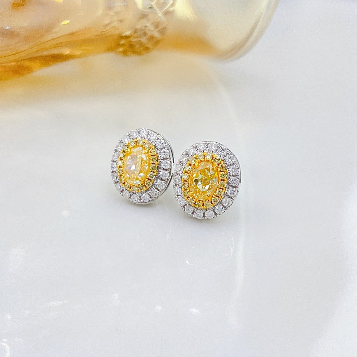 18K Yellow Gold Diamond Ellipse Cluster Earrings - ED014-Y - Jeweler.Jewelry