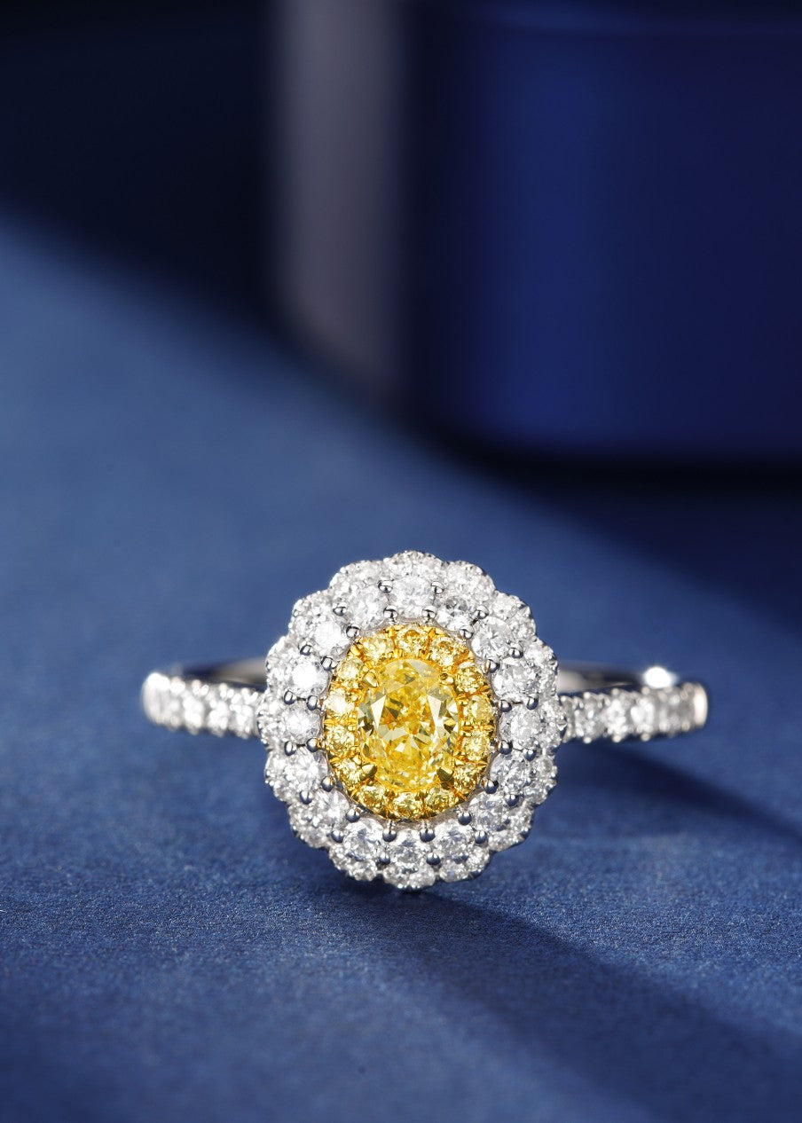 18K Yellow Gold Diamond Ellipse Cluster Ring | Premium Jewelry - Yellow Diamond Ring