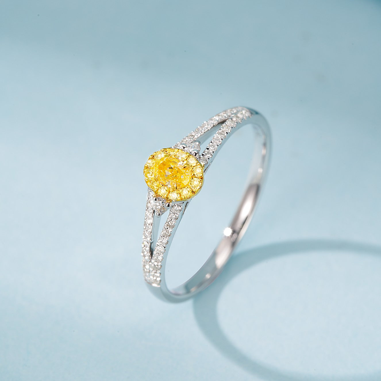 18K Yellow Gold Diamond Elliptical Hollow Y-Arm Ring - Premium Jewelry - Yellow Diamond Ring